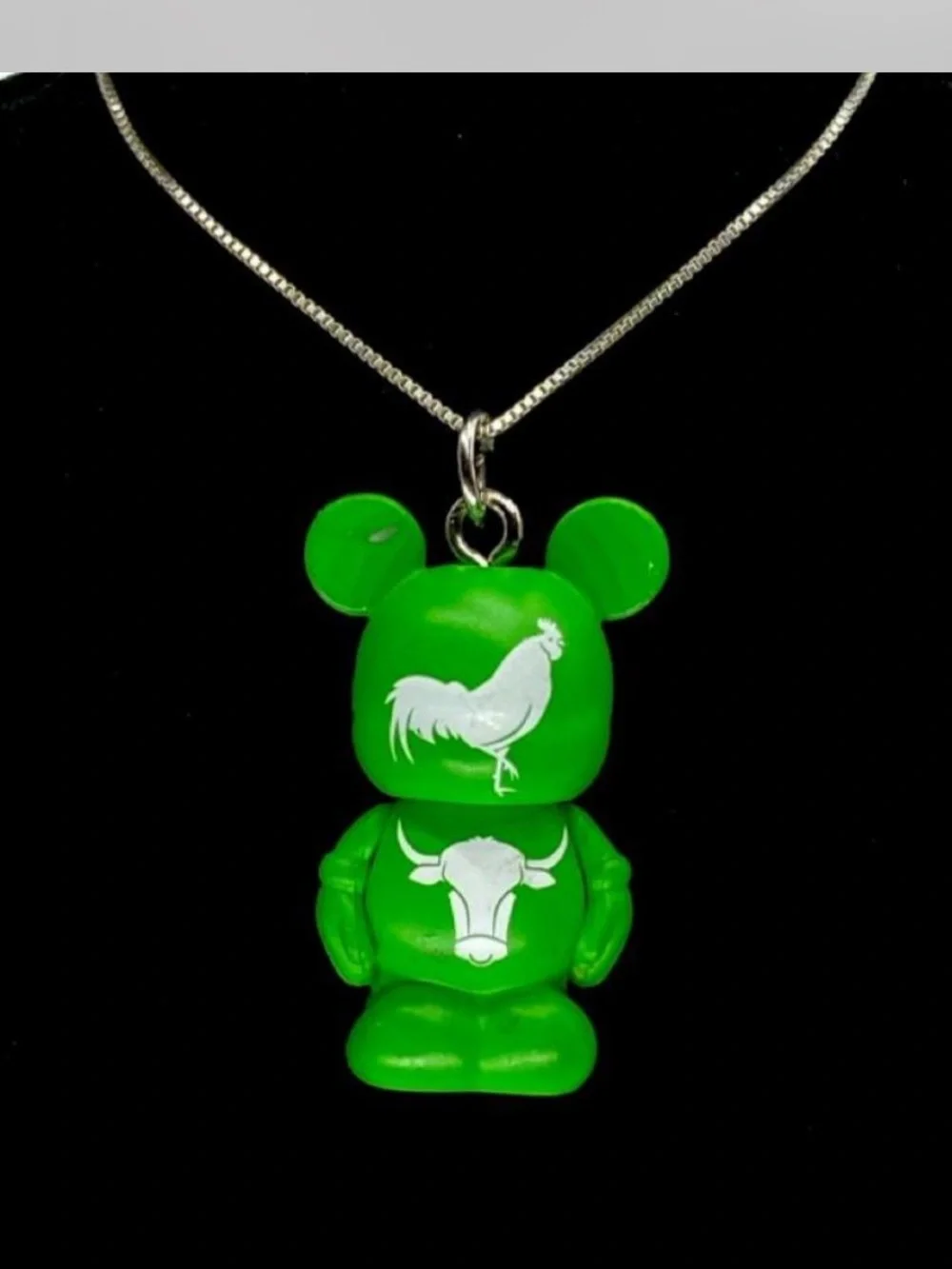 Disney **^ Kawaii ^^^ Southwestern *** Emerald green Mickey ^^^ Collectors ***